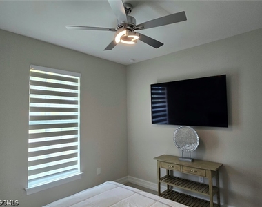 479 Spring Hill Lake Loop - Photo Thumbnail 16