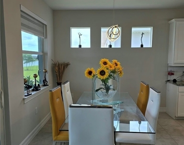 479 Spring Hill Lake Loop - Photo Thumbnail 13