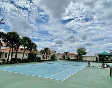 8929 Spring Mountain Way - Photo Thumbnail 21