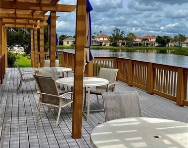8929 Spring Mountain Way - Photo Thumbnail 22
