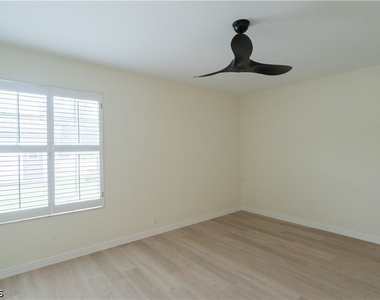 15200 Sweetwater Court - Photo Thumbnail 26