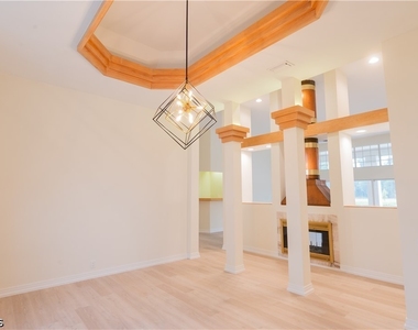 15200 Sweetwater Court - Photo Thumbnail 15