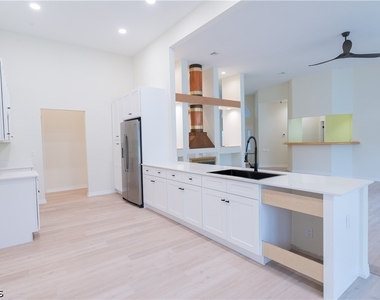15200 Sweetwater Court - Photo Thumbnail 6