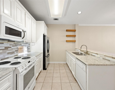 1708 Dennis Street - Photo Thumbnail 7