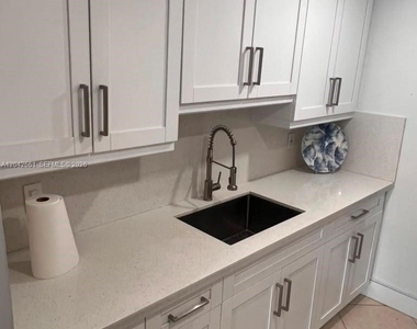 2350 Ne 135th Street - Photo Thumbnail 17