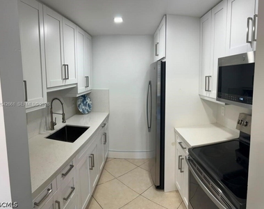 2350 Ne 135th Street - Photo Thumbnail 14