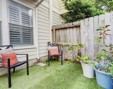 1237 W 17th Street - Photo Thumbnail 17