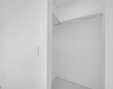 506 W 5th Street - Photo Thumbnail 26