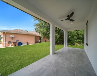 506 W 5th Street - Photo Thumbnail 29