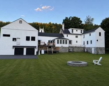 32 Concord - Photo Thumbnail 17