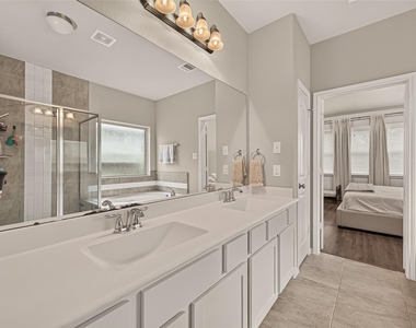 1665 Morgan Trail Drive - Photo Thumbnail 24