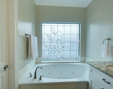 1711 Huldy Street - Photo Thumbnail 16