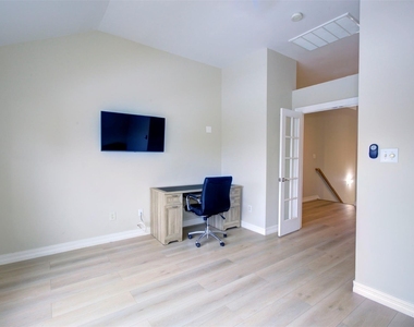 1711 Huldy Street - Photo Thumbnail 23