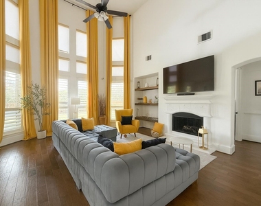 9702 Caldwell Way - Photo Thumbnail 7