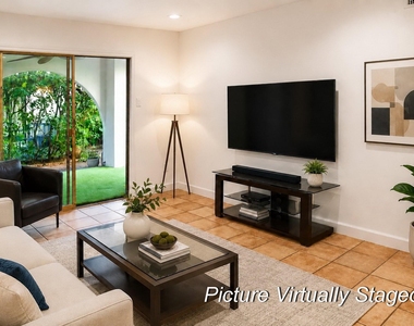 2744 Briarhurst Drive - Photo Thumbnail 5