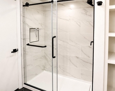 2744 Briarhurst Drive - Photo Thumbnail 23