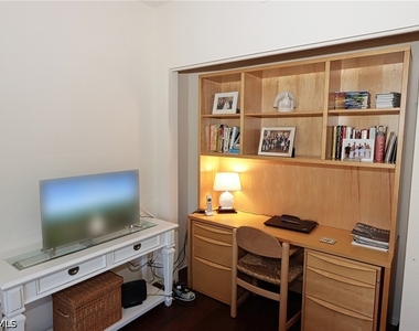 765 Willowbrook Drive - Photo Thumbnail 12