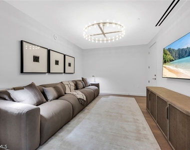 5100 Seagrass Boulevard - Photo Thumbnail 16