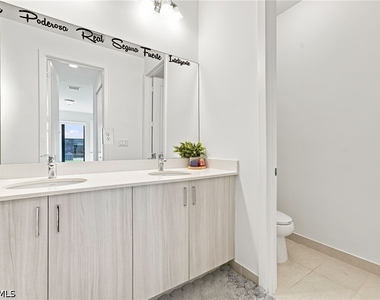 5604 Cobalto Way - Photo Thumbnail 22