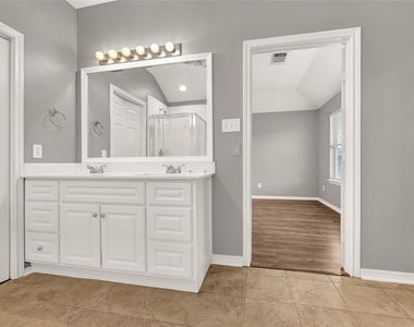 21630 Trilby Way - Photo Thumbnail 15