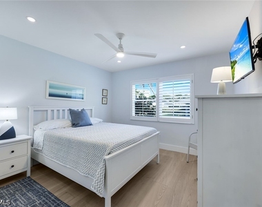 3400 Gulf Shore Boulevard N - Photo Thumbnail 14