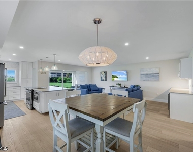3400 Gulf Shore Boulevard N - Photo Thumbnail 5