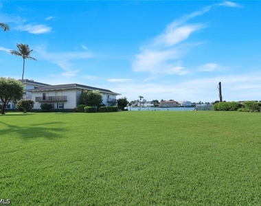 3400 Gulf Shore Boulevard N - Photo Thumbnail 20