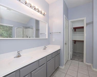 7 N Regan Mead Circle - Photo Thumbnail 26
