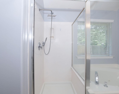 7 N Regan Mead Circle - Photo Thumbnail 28