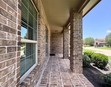 3010 Overbrook Meadow Lane - Photo Thumbnail 1