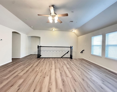 3010 Overbrook Meadow Lane - Photo Thumbnail 26