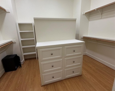 6014 Fairdale Lane - Photo Thumbnail 23