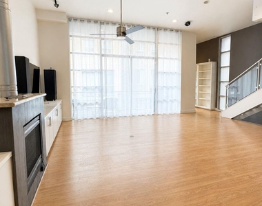 6014 Fairdale Lane - Photo Thumbnail 7