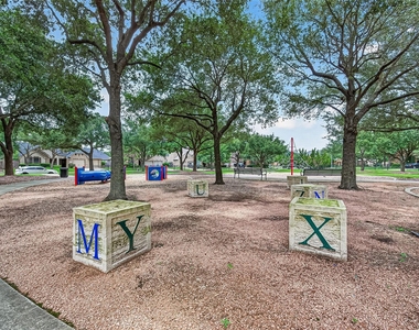 4414 Westwind Garden Pass - Photo Thumbnail 32