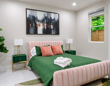 3511 Hutchins Street - Photo Thumbnail 20