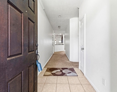 8203 Loetsch Ridge Way - Photo Thumbnail 5