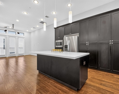 2610 Polk Street - Photo Thumbnail 10