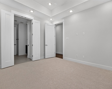 2610 Polk Street - Photo Thumbnail 16