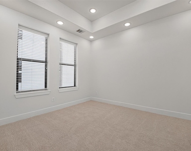 2610 Polk Street - Photo Thumbnail 15