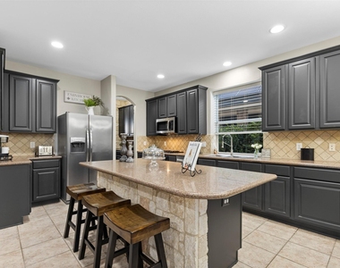 13923 Prospect Point Drive - Photo Thumbnail 14