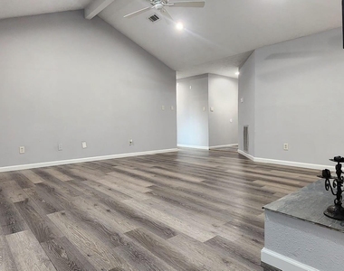 23431 Dew Wood Lane - Photo Thumbnail 7