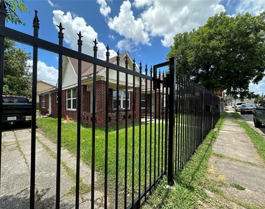 5026 Jefferson Street - Photo Thumbnail 22
