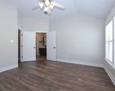 1728 Bevis Street - Photo Thumbnail 23
