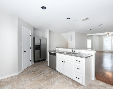 1728 Bevis Street - Photo Thumbnail 8