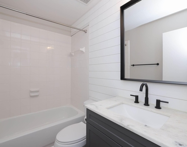 1728 Bevis Street - Photo Thumbnail 5
