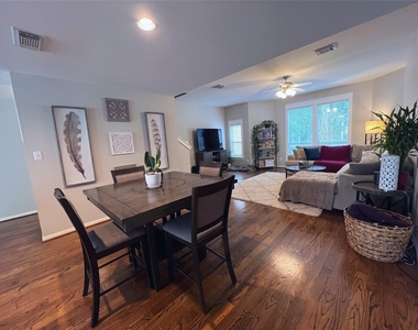 1728 Bevis Street - Photo Thumbnail 13