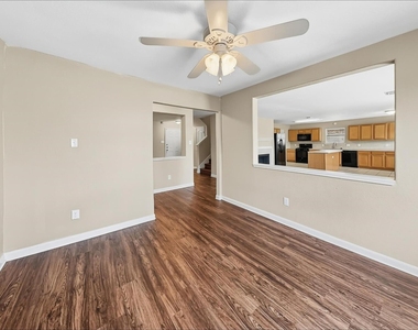 3846 Clobourne Crossing Lane - Photo Thumbnail 7