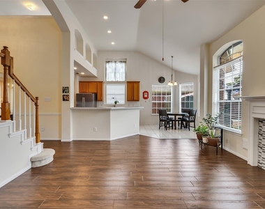 13315 Georgetown Drive - Photo Thumbnail 16