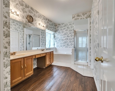 13315 Georgetown Drive - Photo Thumbnail 20