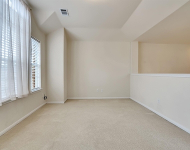 13315 Georgetown Drive - Photo Thumbnail 22